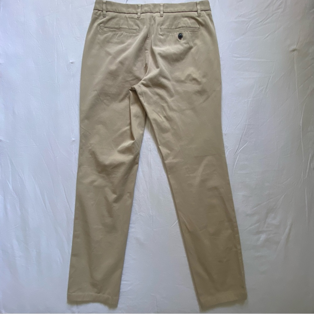 Everlane The Performance Chino | Uniform Slim Fit - Picture 9 of 16